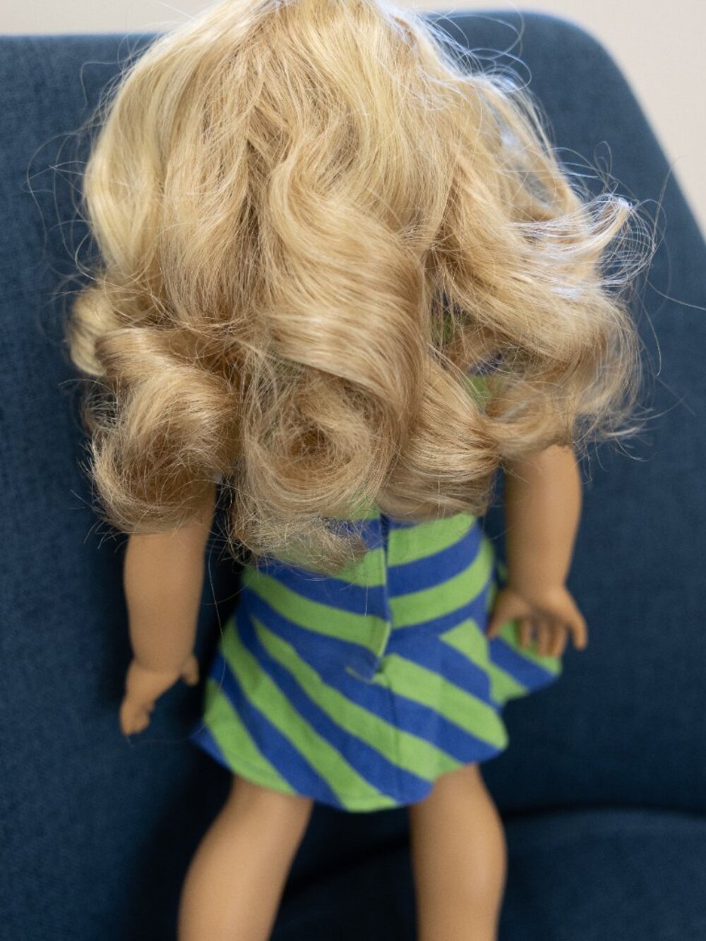American Girl Doll Lanie Holland (Retired Girl of the Year 2010) - Picture 6 of 8